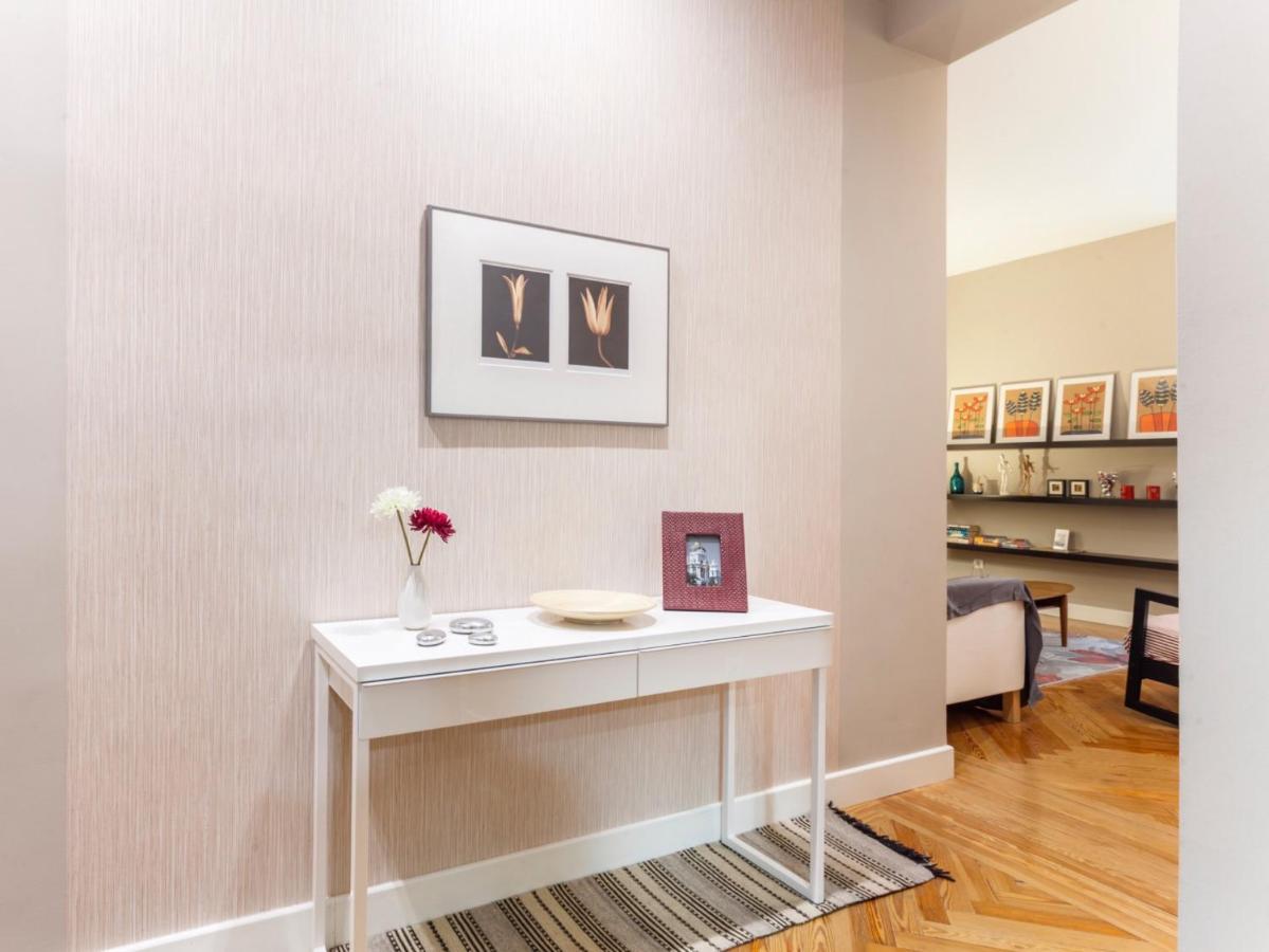 Apartamento Prado III En Madrid Eksteriør billede